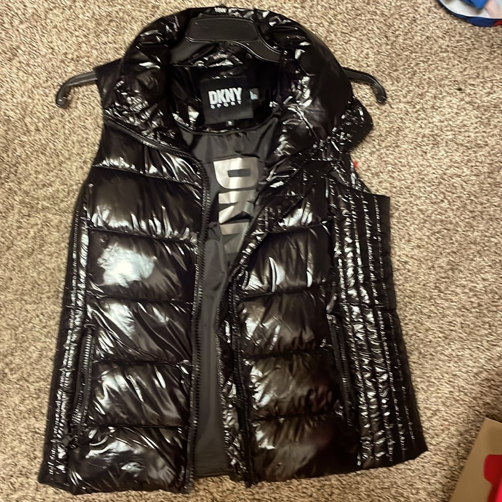 DKNY VEST